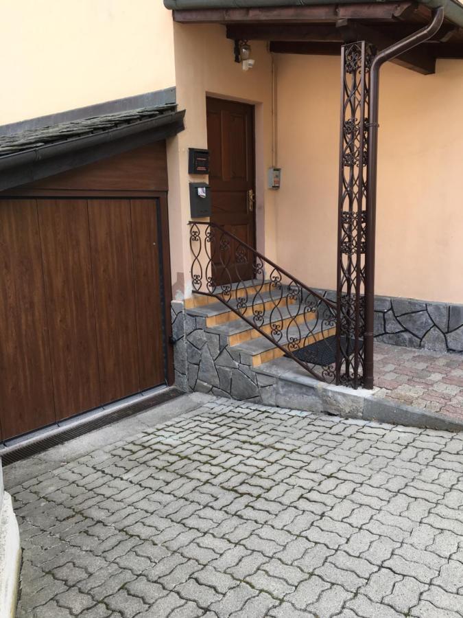 Appartamento Vittoria 奥斯塔 外观 照片