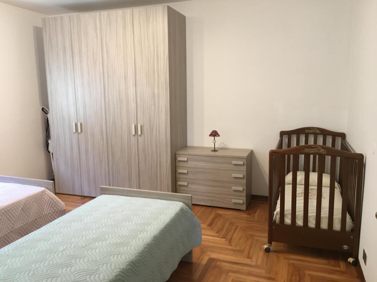 Appartamento Vittoria 奥斯塔 外观 照片